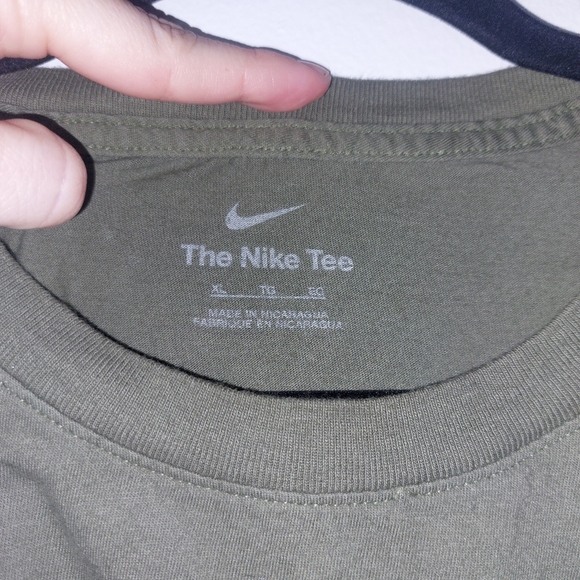 "Nike" Short Sleeve Shirts for men Size: XL - Picture 4 of 7